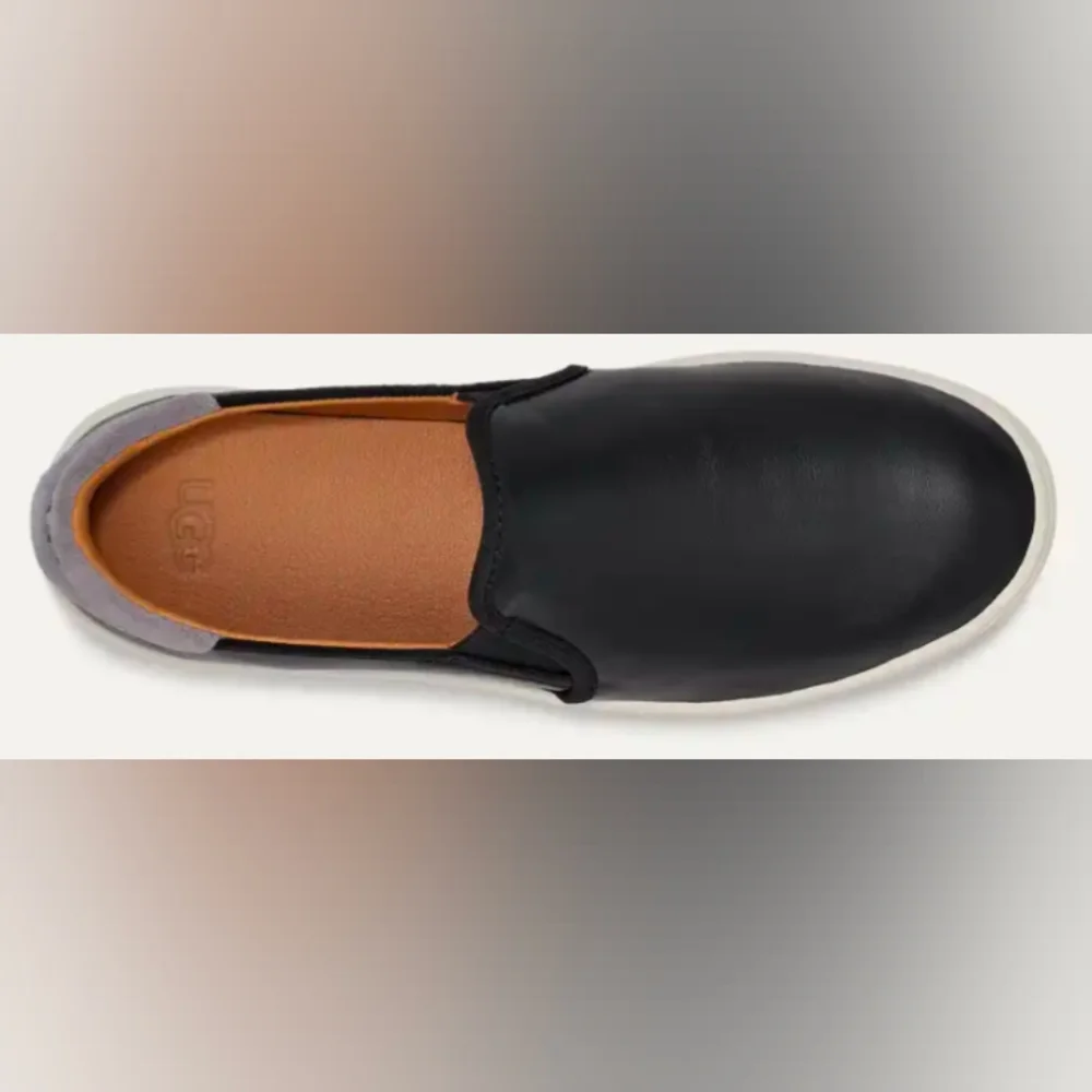UGG Women's Black Cas Slip-on Sneakers Size 9.5 Like New MRSP $100